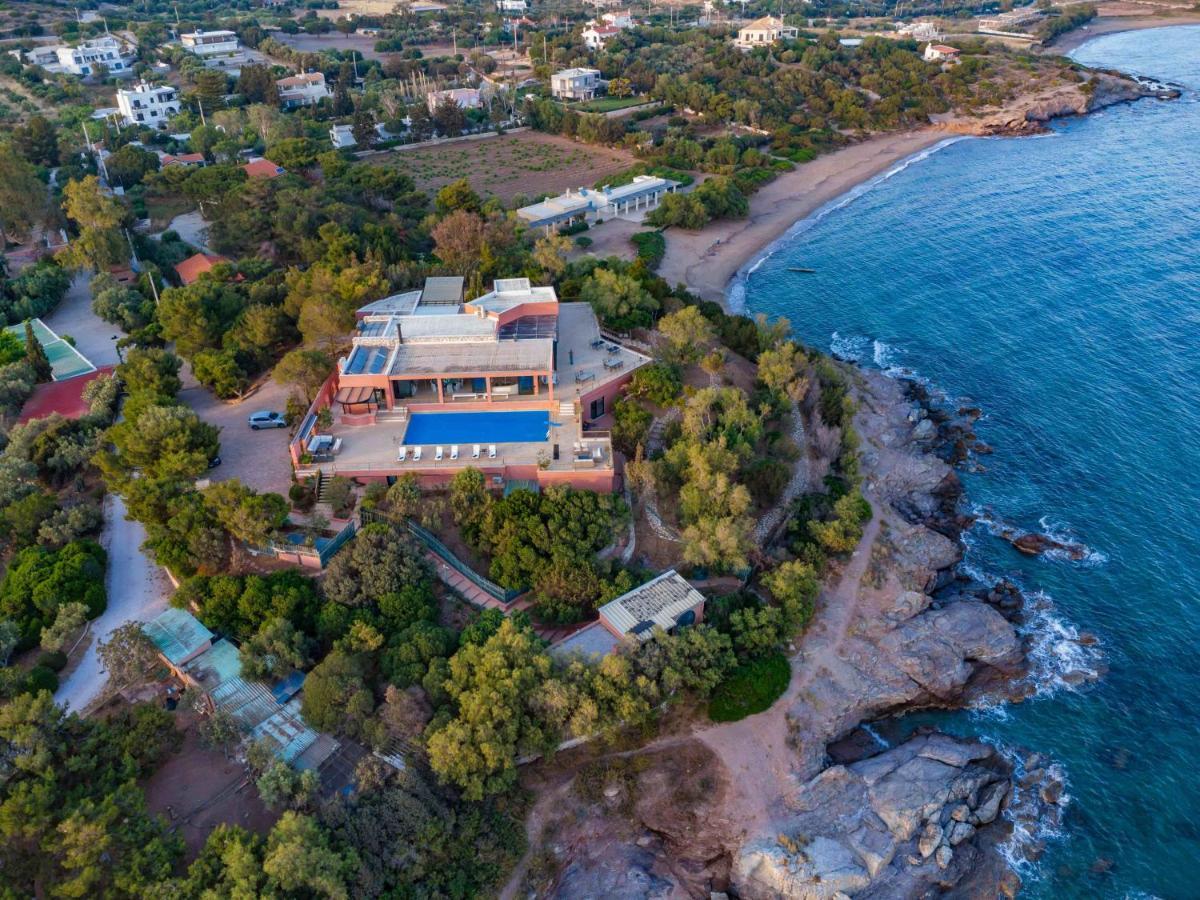Black Diamond Beachfront Pool Villa Pasithea In Sounio, Athens Sunion Exteriör bild