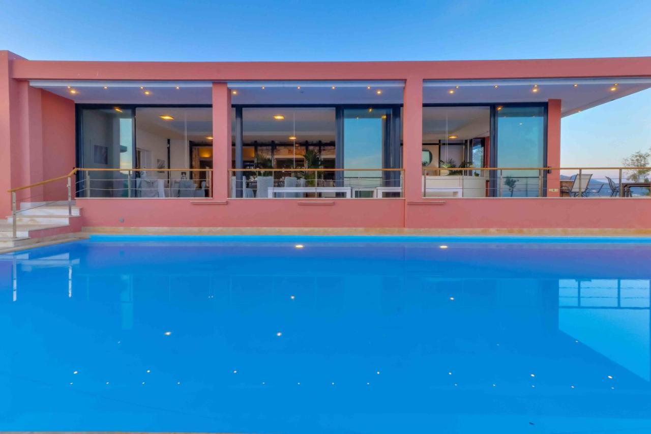 Black Diamond Beachfront Pool Villa Pasithea In Sounio, Athens Sunion Exteriör bild