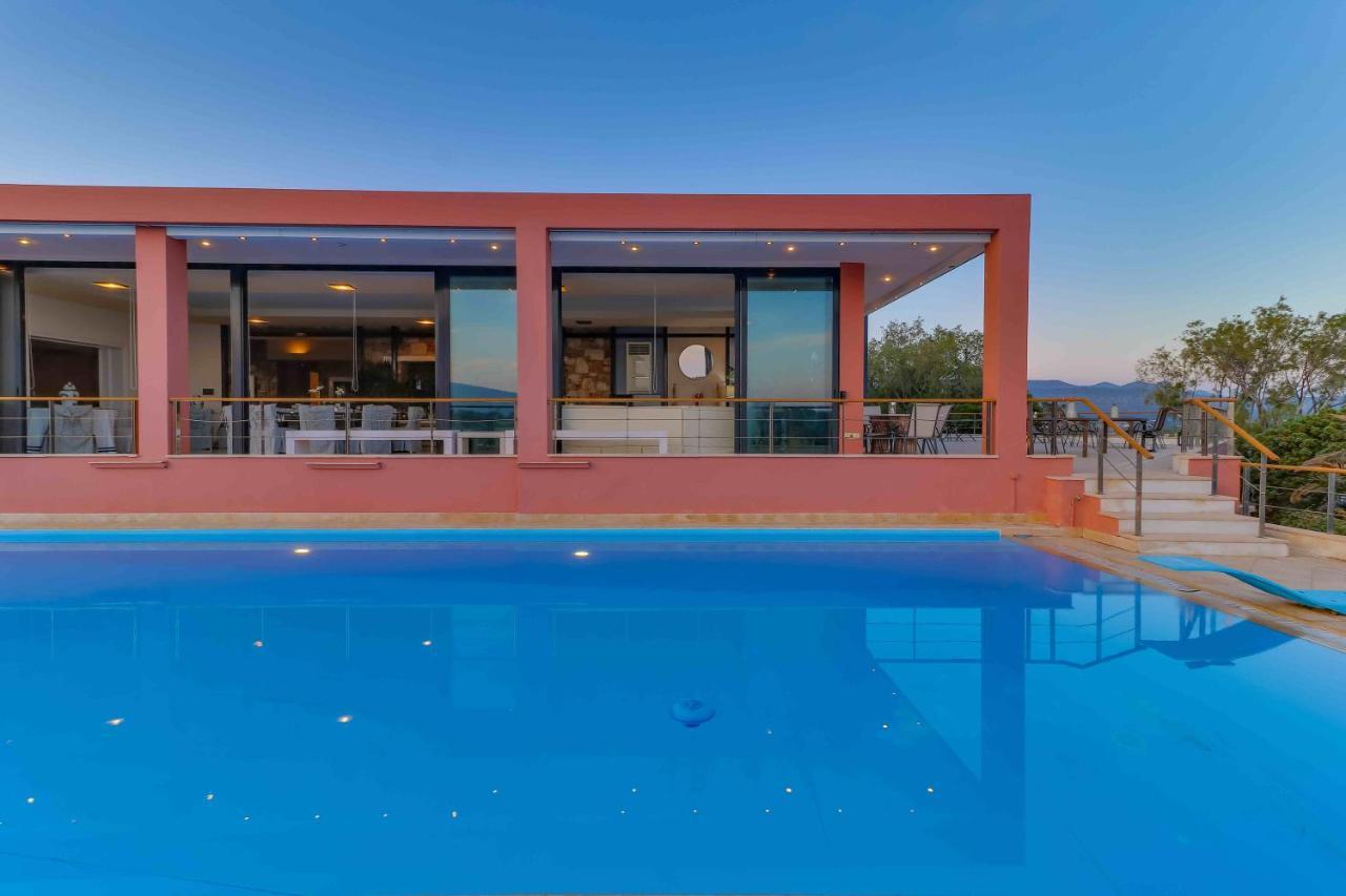 Black Diamond Beachfront Pool Villa Pasithea In Sounio, Athens Sunion Exteriör bild