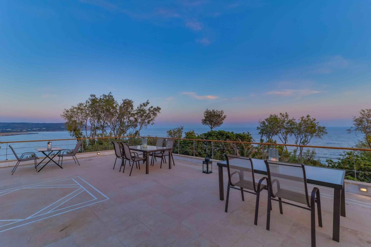 Black Diamond Beachfront Pool Villa Pasithea In Sounio, Athens Sunion Exteriör bild